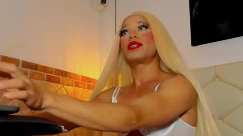         online show from February 3, 3:09 am