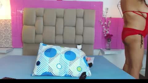 Snapshot of damaryleon chatting on December 19, 7:21 pm damaryleon online show from December 19, 7:21 pm