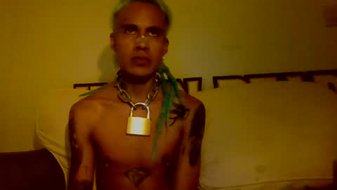Snapshot of damconte chatting on July 24, 7:17 am DAM online show from July 24, 7:17 am