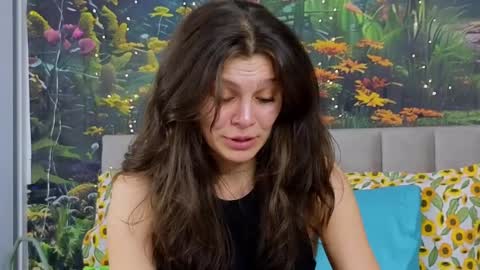 damedefeu online show from February 15, 11:39 am