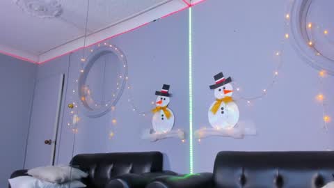 Snapshot of damian23_ chatting on December 29, 2:10 pm DAMIAN online show from December 29, 2:10 pm