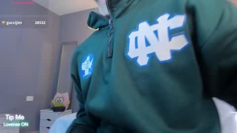 Snapshot of damian23_ chatting on September 18, 11:12 am DAMIAN online show from September 18, 11:12 am