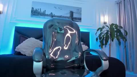 Snapshot of damian23_ chatting on November 8, 10:59 am DAMIAN online show from November 8, 10:59 am