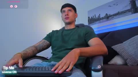 DAMIAN online show from February 3, 10:53 am