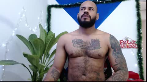 Snapshot of damian64436171 chatting on December 14, 4:31 pm damian64436171 online show from December 14, 4:31 pm