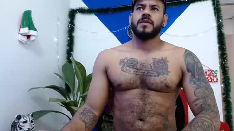 Snapshot of damian64436171 chatting on December 29, 6:27 pm damian64436171 online show from December 29, 6:27 pm