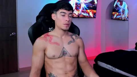 Snapshot of damian_fit chatting on October 2, 10:33 am Damian online show from October 2, 10:33 am