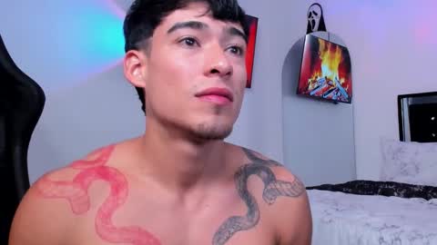 Snapshot of damian_fit chatting on October 25, 4:24 pm Damian online show from October 25, 4:24 pm