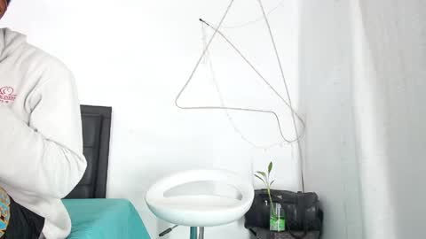 damian_hart_24cm online show from April 1, 11:44 am