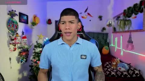 Damian online show from December 2, 3:01 am