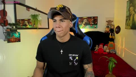 Damian online show from April 11, 1:32 am