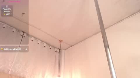 damian_n_lissa online show from February 3, 8:13 pm