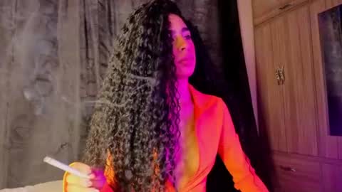 damian_n_lissa online show from June 19, 10:46 pm