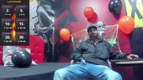 damian_shakur online show from October 23, 11:20 am