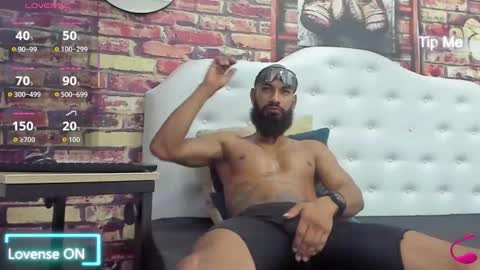 damian_shakur online show from January 17, 12:32 pm