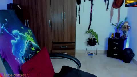 Damian torner online show from February 8, 1:54 pm