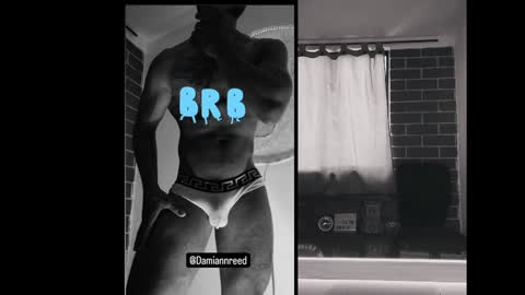 Snapshot of damiann_rees chatting on February 6, 5:19 pm instagram damiannreed. online show from February 6, 5:19 pm