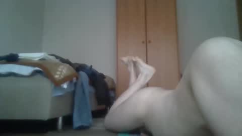 Snapshot of damianocc chatting on December 22, 12:57 pm damianocc online show from December 22, 12:57 pm