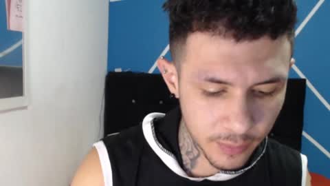 damiansexyboy69 online show from November 14, 4:11 am