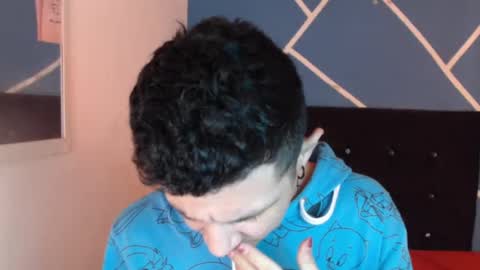 damiansexyboy69 online show from November 18, 3:49 pm