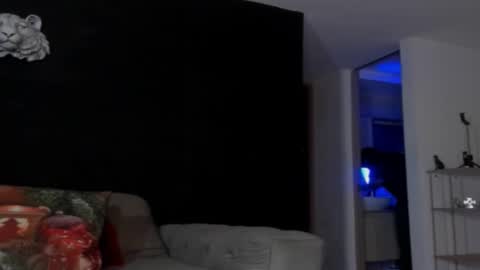 INSTAGRAM  DAMMIANMILLEROFICIAL online show from December 4, 11:08 am