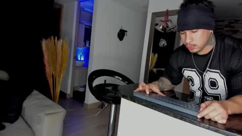 INSTAGRAM  DAMMIANMILLEROFICIAL online show from December 21, 10:39 pm