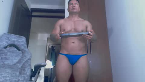 dammuscle online show from March 31, 1:33 pm