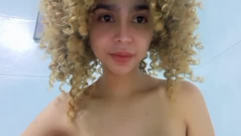 damnperfectxx online show from April 25, 2:58 am