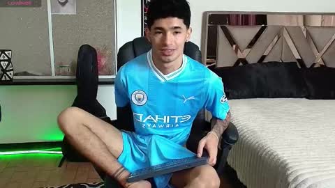 Damon online show from September 26, 4:22 pm