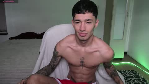 Damon online show from March 30, 8:54 pm