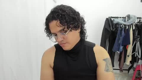 Diane Blosson online show from April 11, 11:53 pm