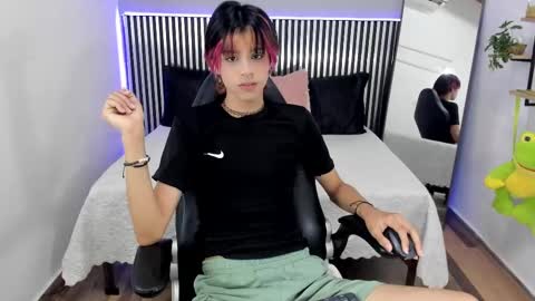 D A N online show from September 11, 1:55 pm