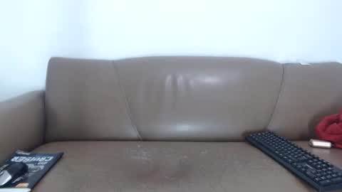 dan_jonson15 online show from December 19, 12:39 am