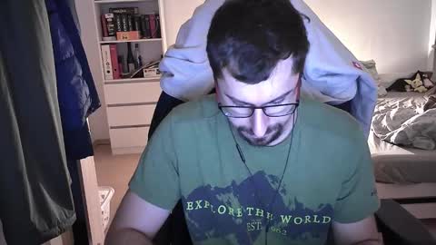 Snapshot of dan_the_man405 chatting on December 23, 8:57 pm King Dan online show from December 23, 8:57 pm
