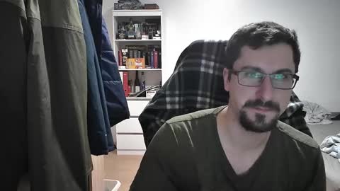 Snapshot of dan_the_man405 chatting on January 4, 7:13 pm King Dan online show from January 4, 7:13 pm