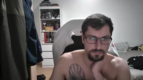 Snapshot of dan_the_man405 chatting on January 8, 7:56 pm King Dan online show from January 8, 7:56 pm