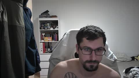 Snapshot of dan_the_man405 chatting on January 10, 8:26 pm King Dan online show from January 10, 8:26 pm