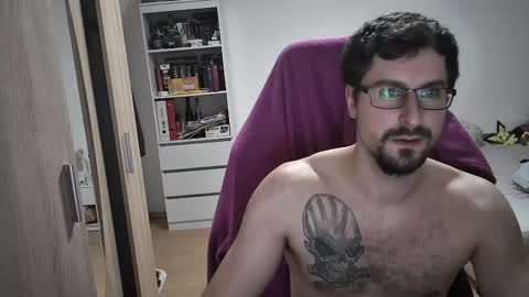 Snapshot of dan_the_man405 chatting on February 16, 7:05 pm King Dan online show from February 16, 7:05 pm
