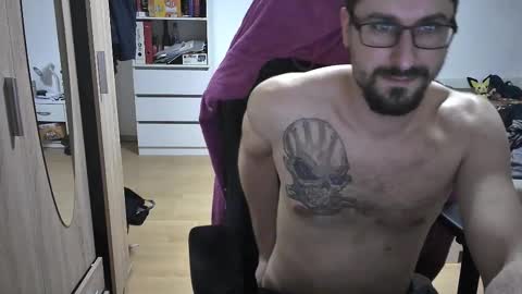 Snapshot of dan_the_man405 chatting on March 6, 7:21 pm King Dan online show from March 6, 7:21 pm