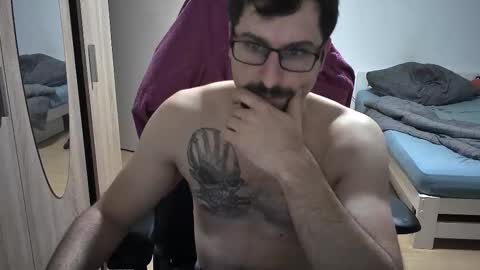 Snapshot of dan_the_man405 chatting on September 16, 7:15 pm King Dan online show from September 16, 7:15 pm