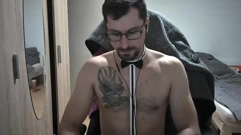 Snapshot of dan_the_man405 chatting on May 16, 7:56 pm King Dan online show from May 16, 7:56 pm