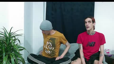 Dan and Noah online show from January 4, 1:31 am