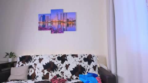 Dana online show from September 15, 8:14 am