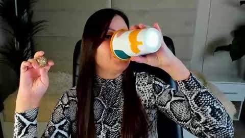 Dana Dom online show from November 23, 2:00 am