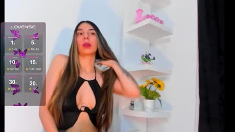 Snapshot of dana_montana_ chatting on March 27, 8:26 am Dannita online show from March 27, 8:26 am