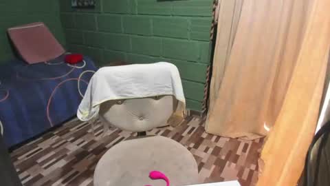 Snapshot of danaarey chatting on July 3, 4:02 pm Danaa Rey online show from July 3, 4:02 pm
