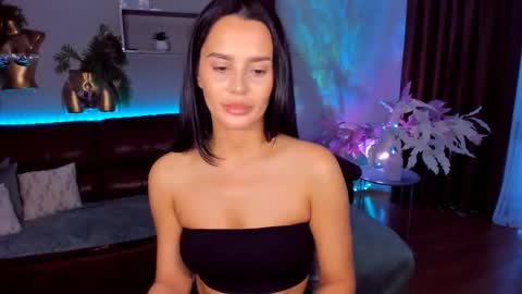 DanaMiers online show from February 25, 4:55 am