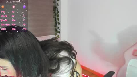 danay_01 online show from November 5, 11:05 pm