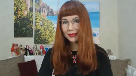 Snapshot of danceglory chatting on December 24, 7:39 am Danceglory online show from December 24, 7:39 am