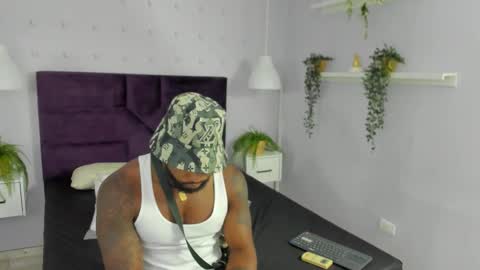 Snapshot of dancelwashington chatting on February 15, 9:00 pm Dancel online show from February 15, 9:00 pm